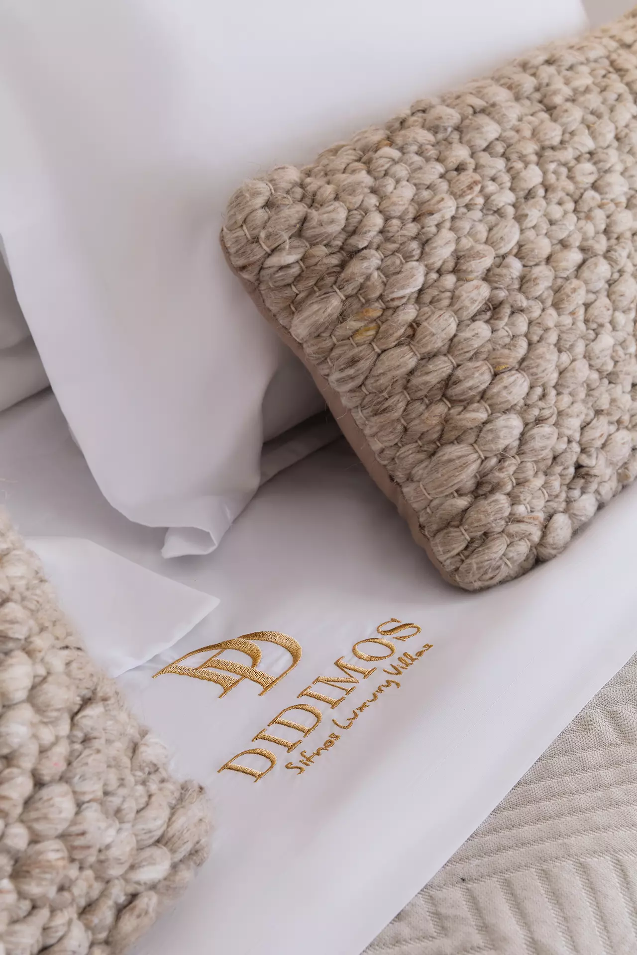 Apnia Master Bedroom 8