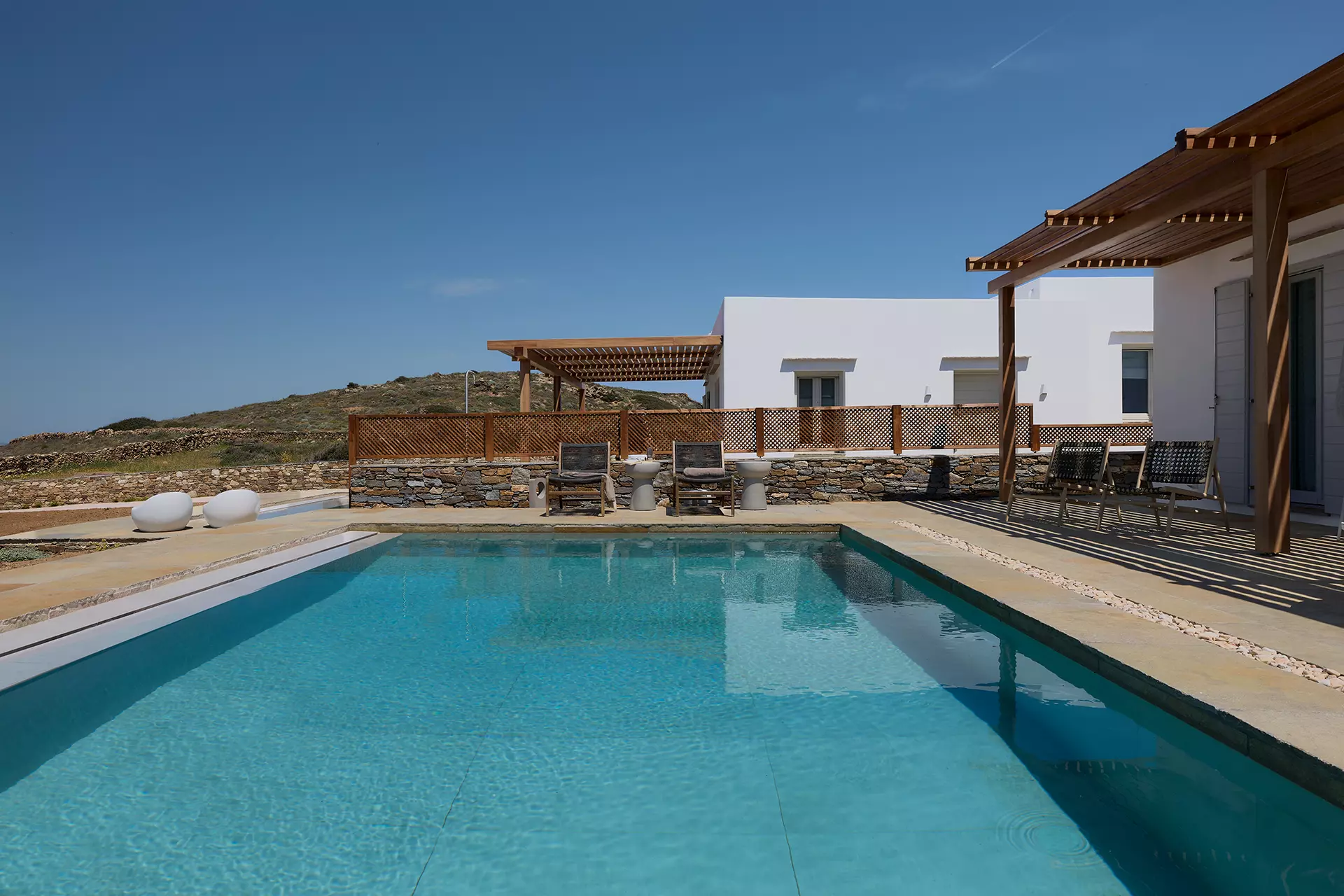 Apnia Outside 11