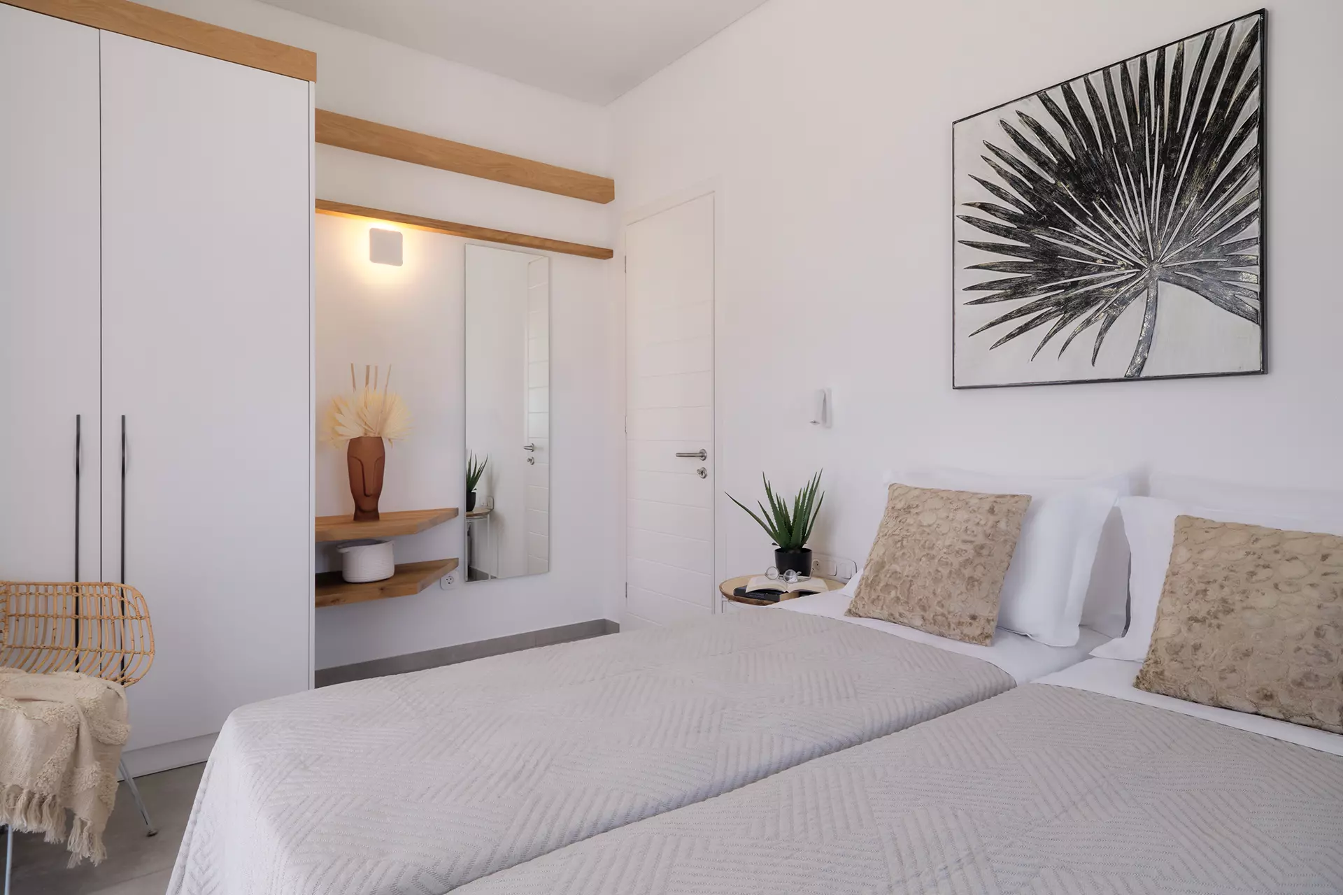 Apnia Twin Bedroom 4