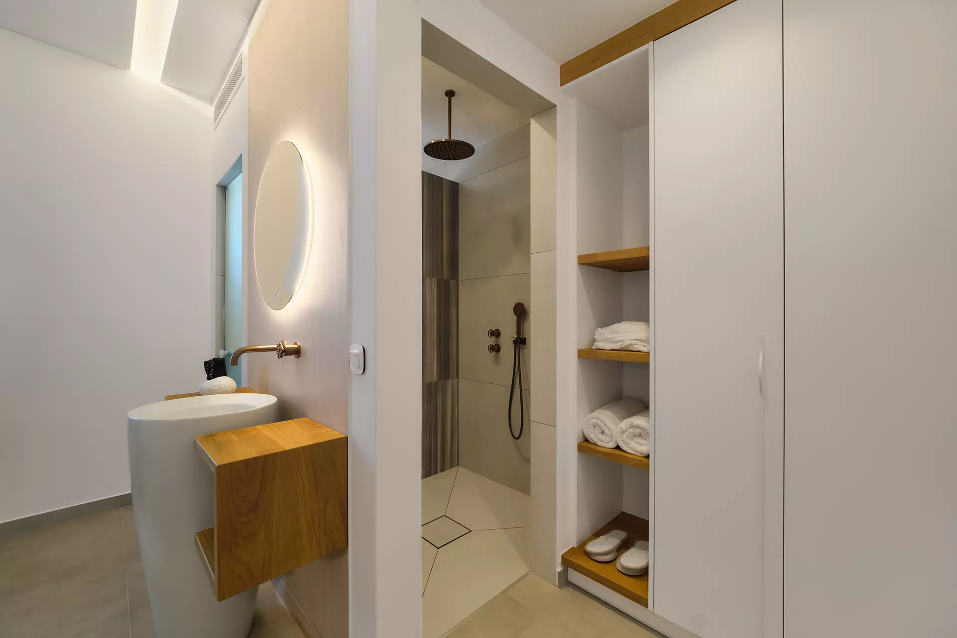 Master Bathroom 3